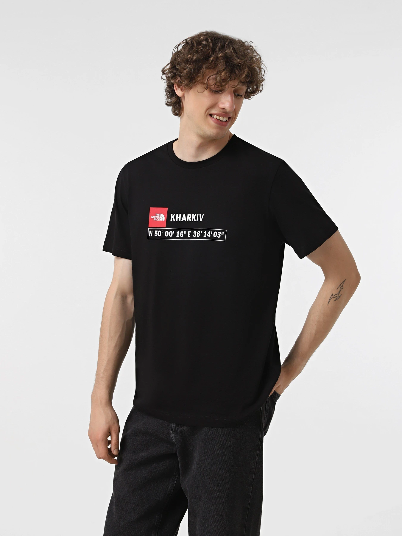 Футболки и поло The North Face Kharkiv модель NF0A8B3QJK31 Футболки и поло The North Face Kharkiv модель NF0A8B3QJK31 Фото