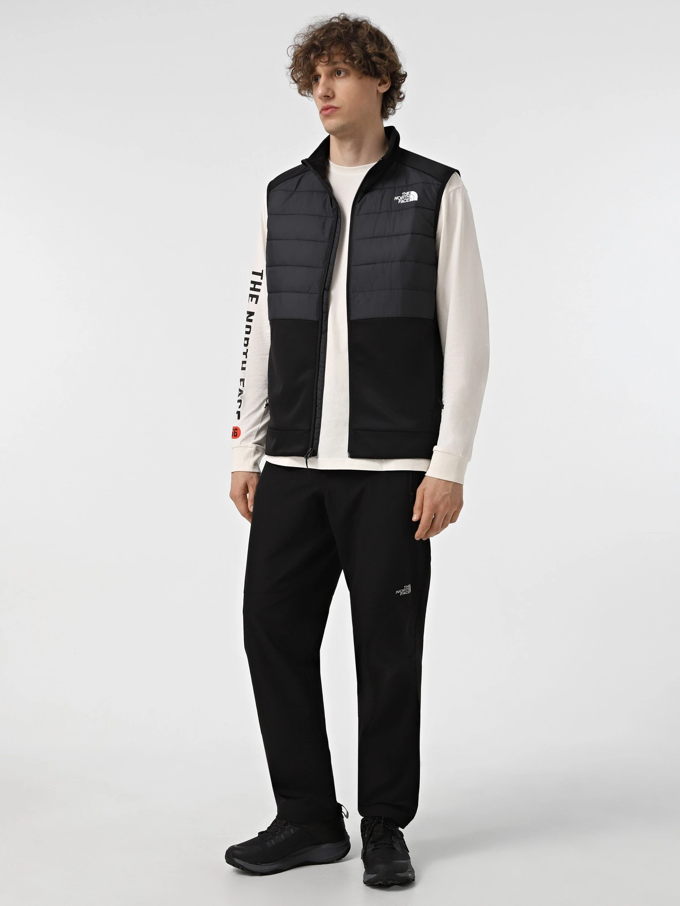 Куртки та дублянки The North Face Reaxion Hybrid модель NF0A8948KT01 Куртки та дублянки The North Face Reaxion Hybrid модель NF0A8948KT01 Фото