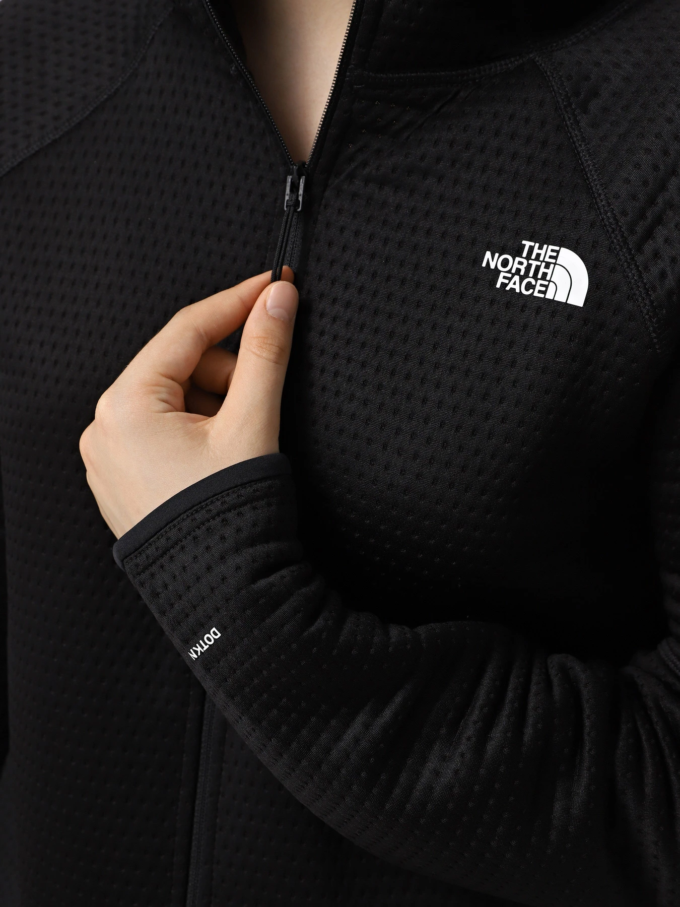 Худи и свитшоты The North Face Vertical Thermal модель NF0A89VEJK31 Фото