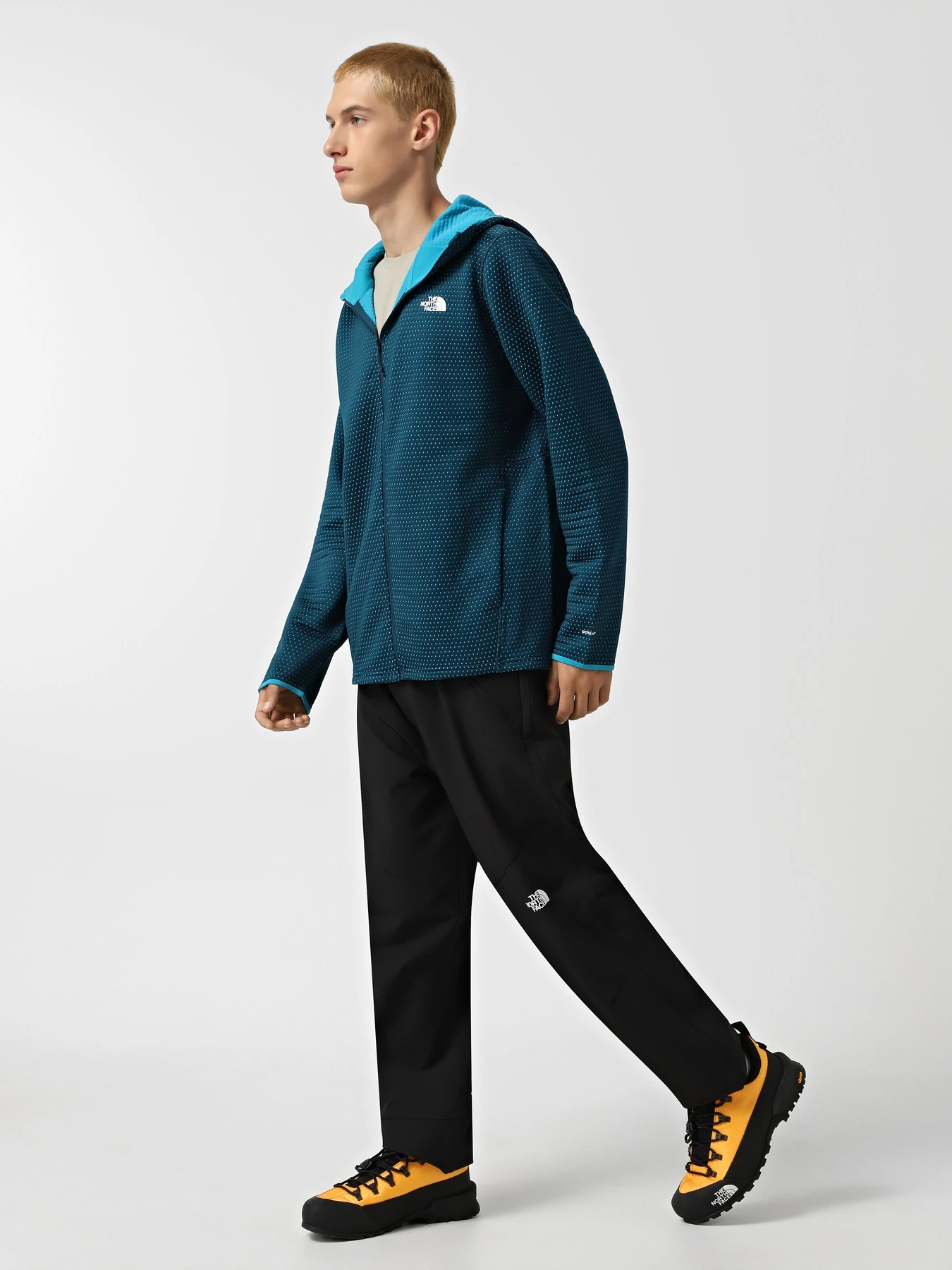 Худи и свитшоты The North Face Vertical Thermal модель NF0A89VF1NO1 Фото