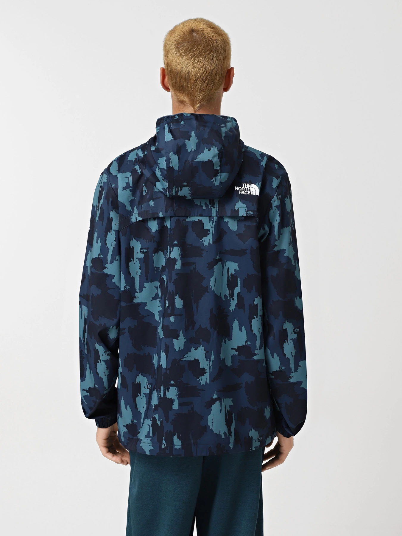 Куртки та дублянки The North Face Mountain Athletics модель NF0A89WV6VI1 Фото
