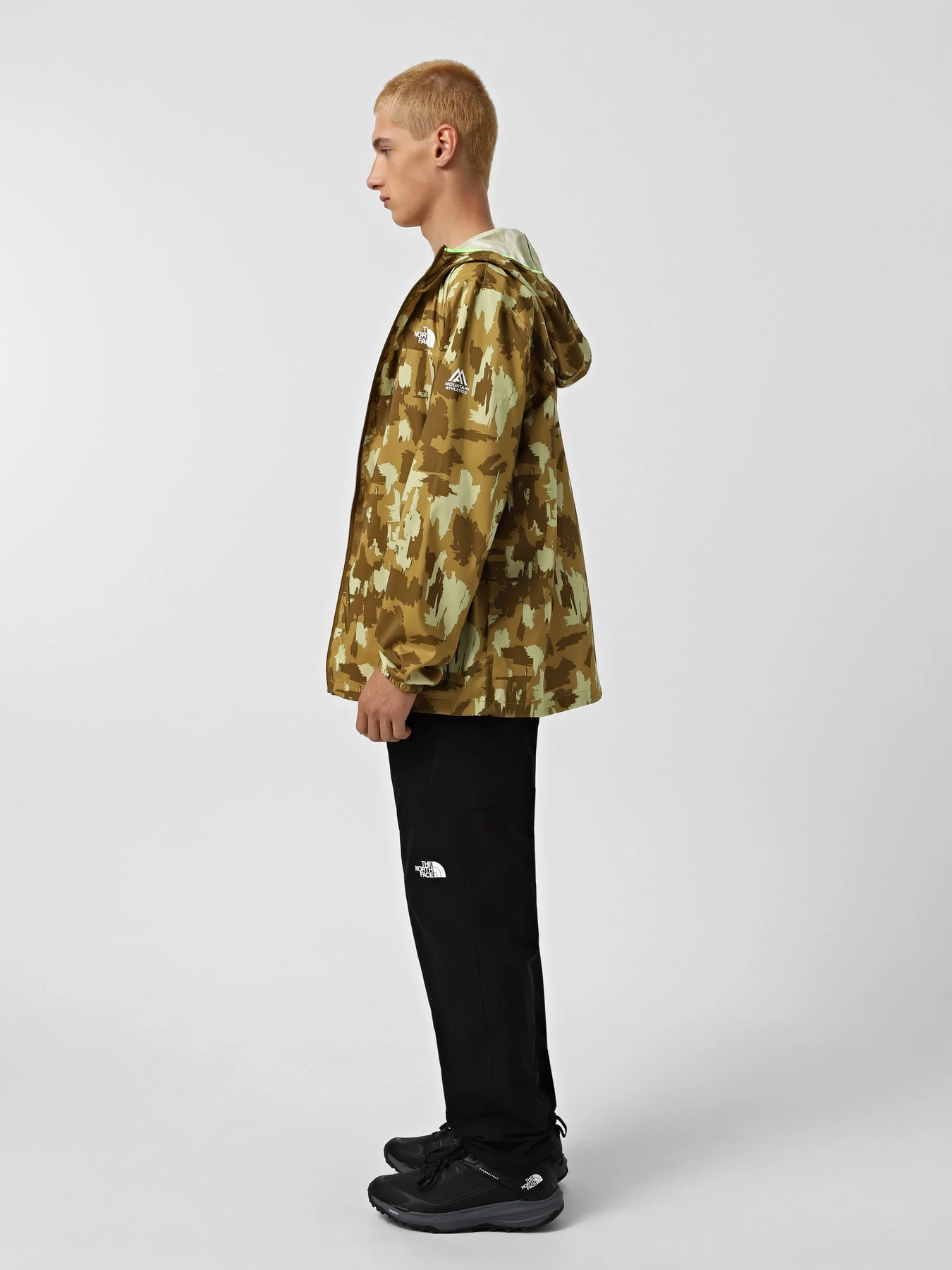 Куртки та дублянки The North Face Mountain Athletics модель NF0A89WV6UO1 Куртки та дублянки The North Face Mountain Athletics модель NF0A89WV6UO1 Фото