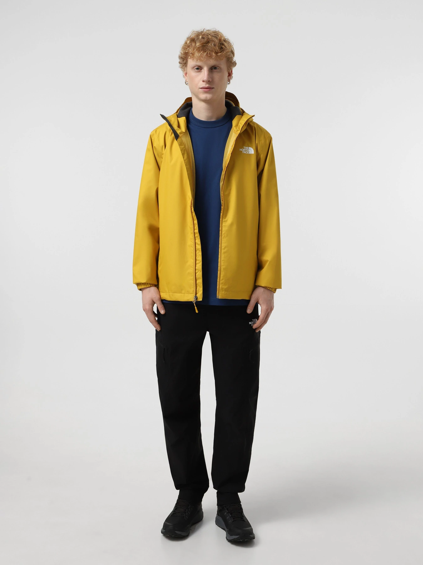 Куртки и дубленки The North Face Quest модель NF00A8AZ0XI1 Фото