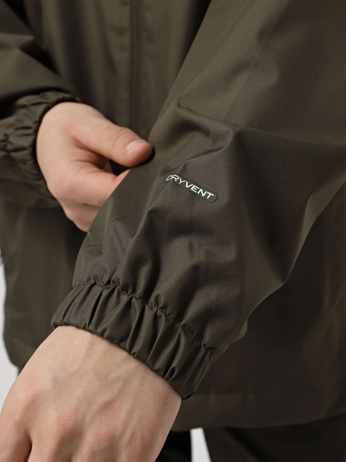 Куртки та дублянки The North Face Quest модель NF00A8AZ21L1 Фото