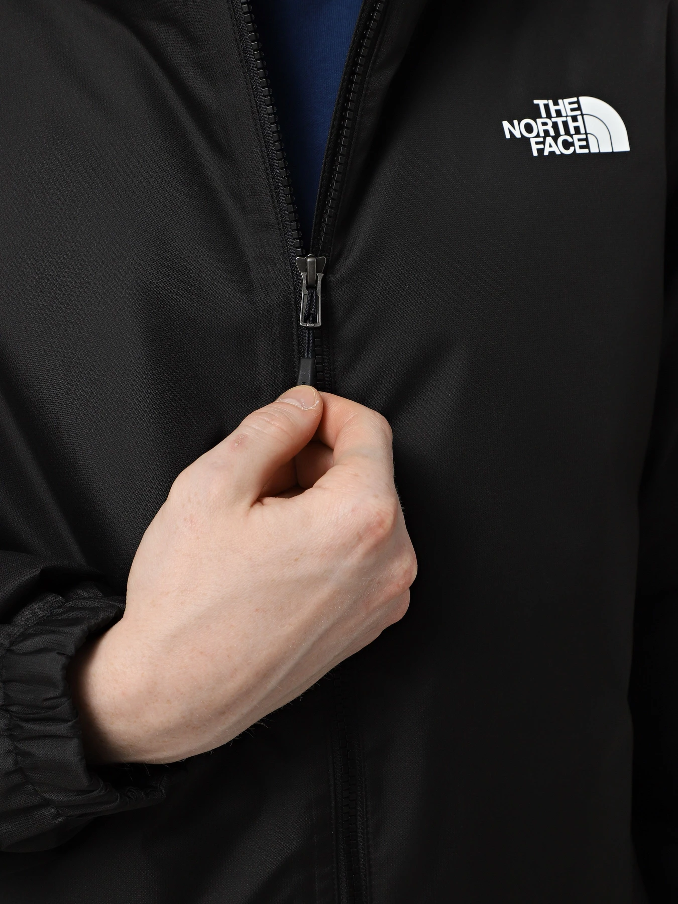 Куртки та дублянки The North Face Quest Insulated модель NF00C302KX71 Фото
