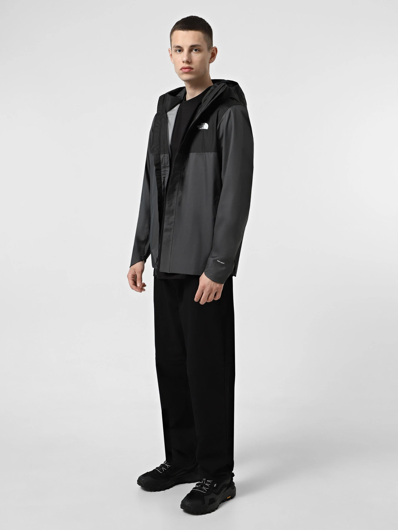 Куртки и дубленки The North Face Quest Zip-In Compatible модель NF0A3YFM4JK1 Фото