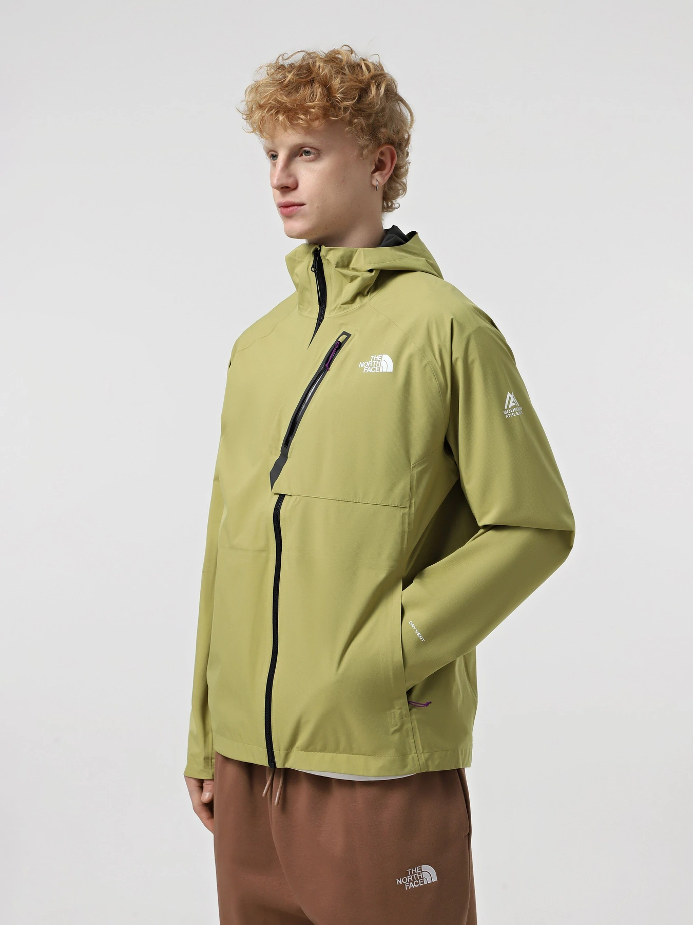 Куртки та дублянки The North Face Mountain Athletics модель NF0A892U4291 Фото