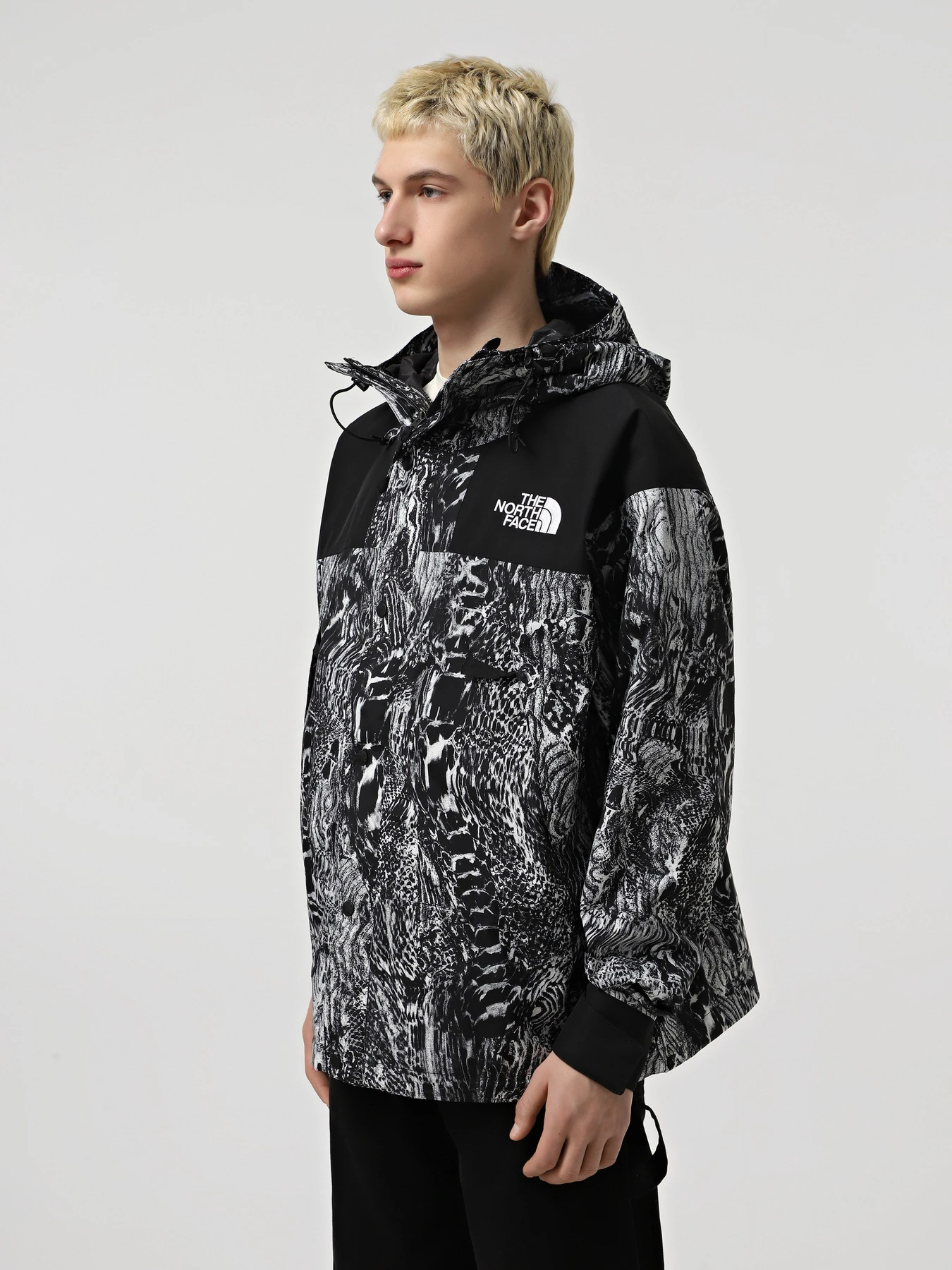 Куртки та дублянки The North Face GORE-TEX® Mountain модель NF0A831M8R51 Куртки та дублянки The North Face GORE-TEX® Mountain модель NF0A831M8R51 Фото