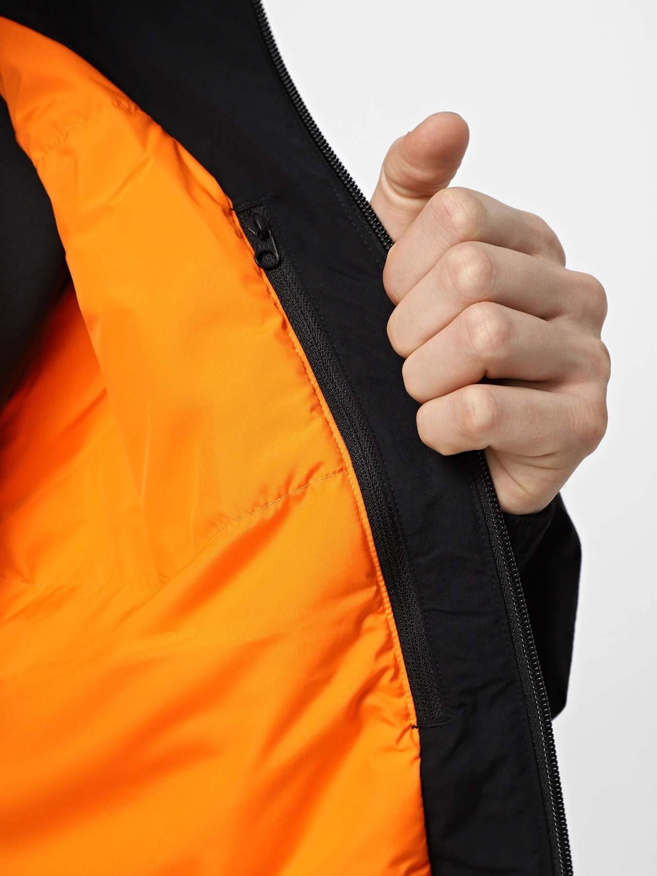 Куртки и дубленки The North Face Nse Insulated модель NF0A8BJKJK31 Фото