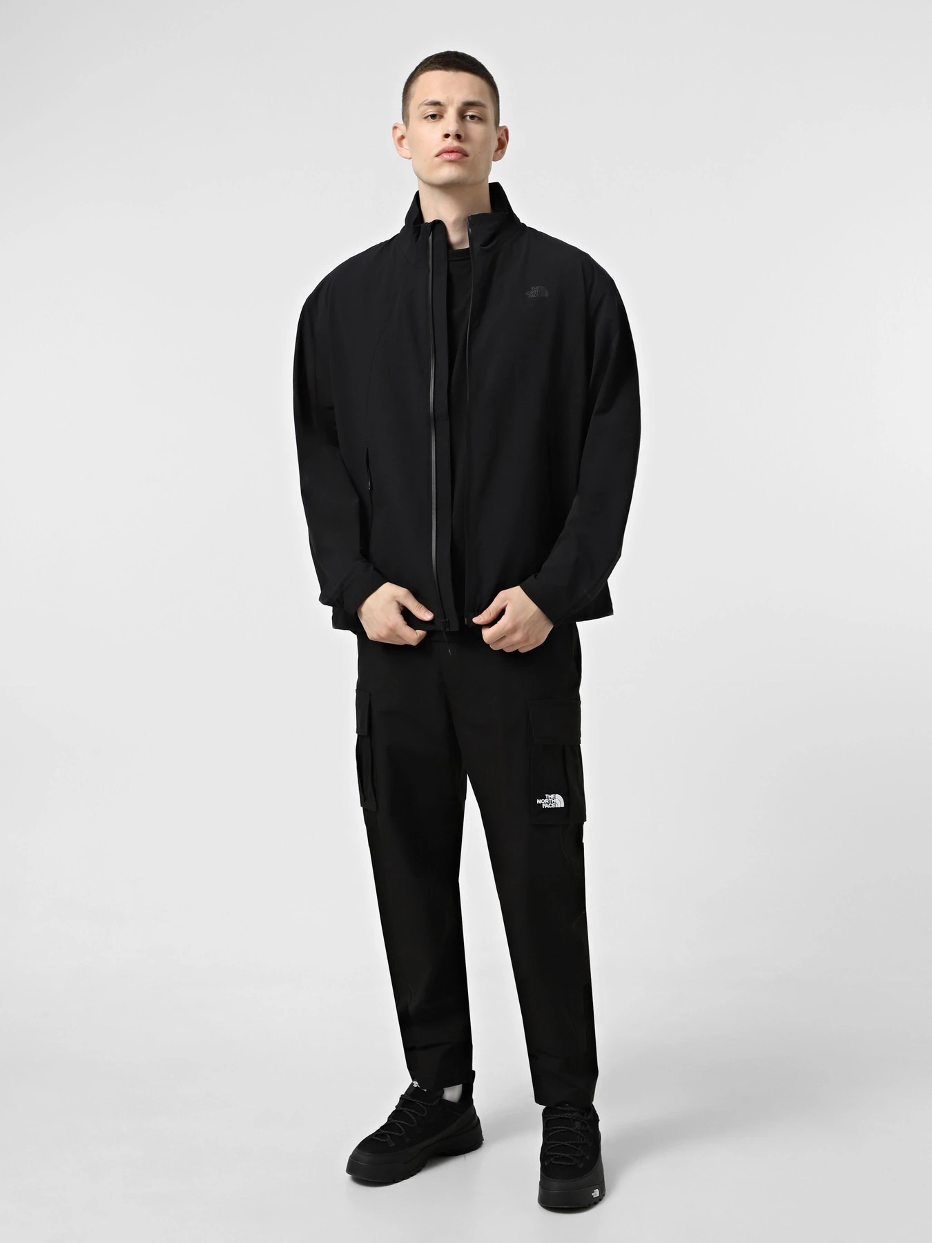 Куртки и дубленки The North Face Dome Wind модель NF0A8B5HJK31 Фото