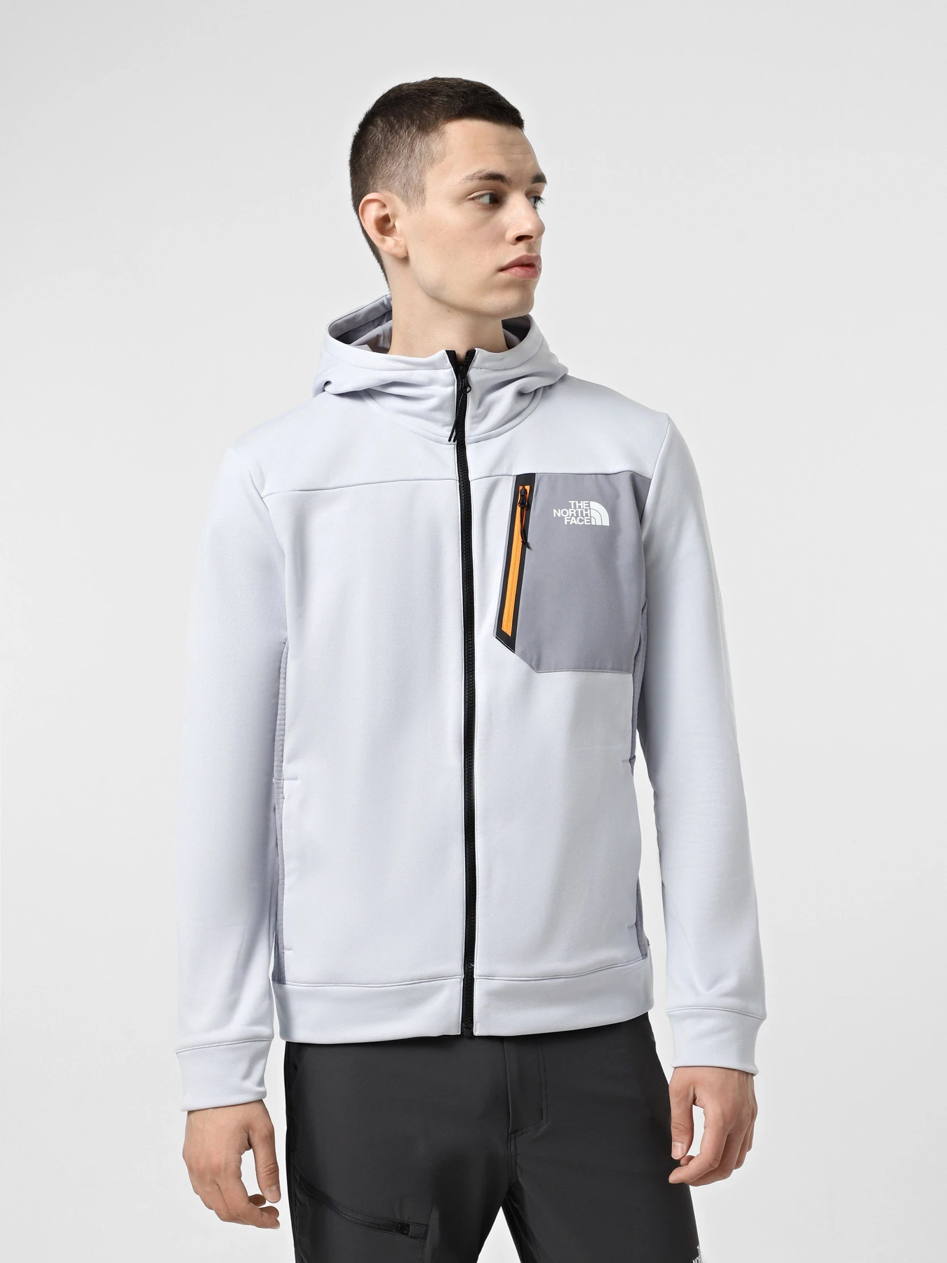 Худи и свитшоты The North Face Mountain Athletics модель NF0A893QA1S1 Худи и свитшоты The North Face Mountain Athletics модель NF0A893QA1S1 Фото