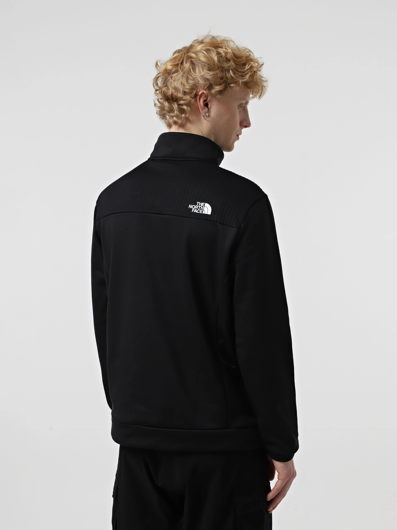 Худи и свитшоты The North Face Ma Fleece ¼ Zip модель NF0A8BFMJK31 Фото