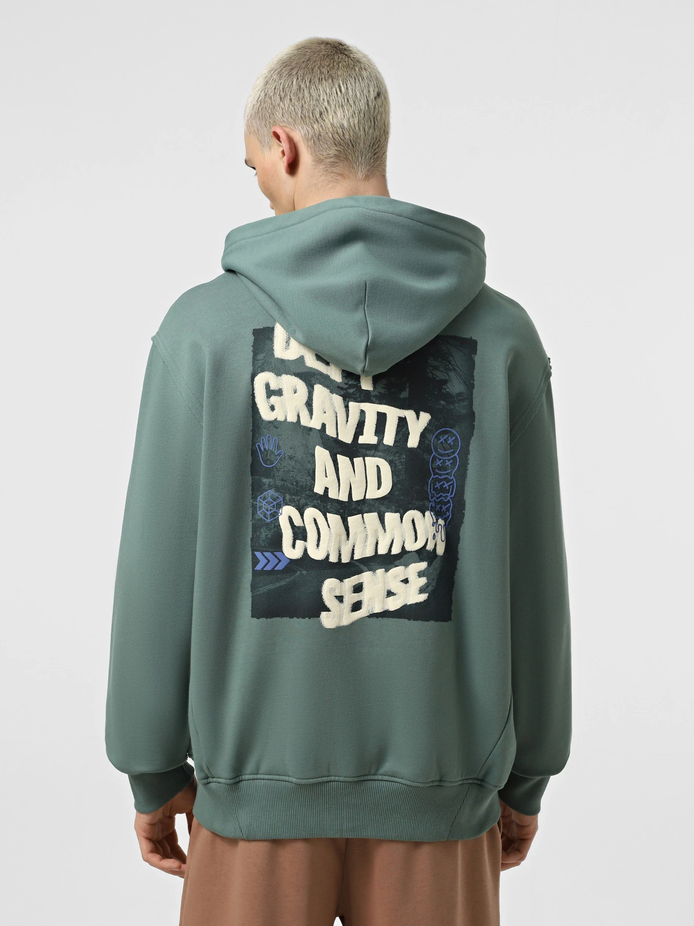 Худи и свитшоты The North Face Heritage Graphic Relaxed модель NF0A8C42HCH1 Худи и свитшоты The North Face Heritage Graphic Relaxed модель NF0A8C42HCH1 Фото