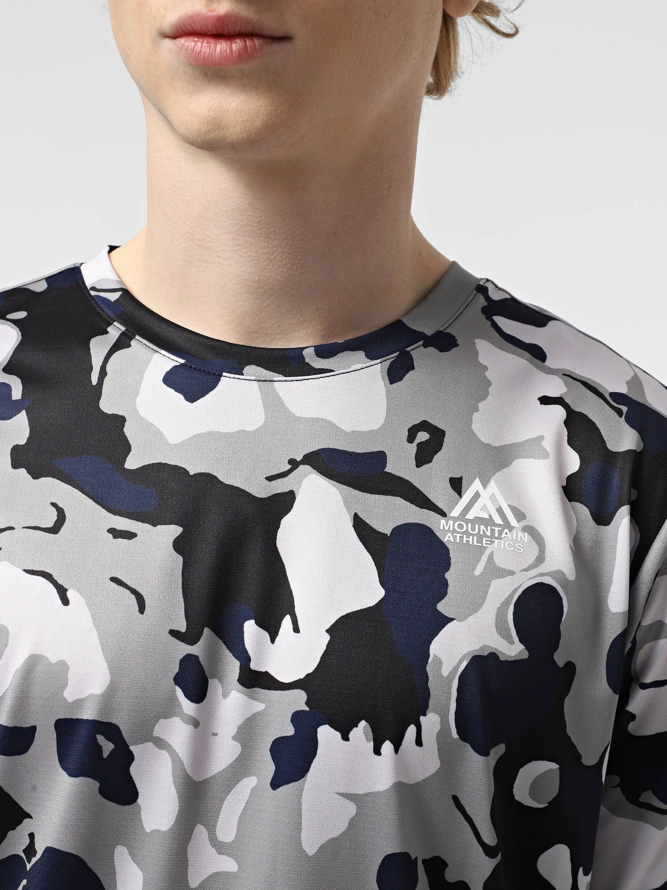 Футболки и поло The North Face Mountain Athletics 24/7 модель NF0A8BP98Q91 Футболки и поло The North Face Mountain Athletics 24/7 модель NF0A8BP98Q91 Фото