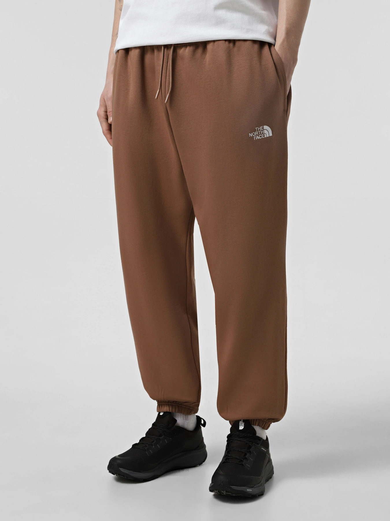 Брюки The North Face Essential Relaxed Straight модель NF0A8C1F6IH1 Фото