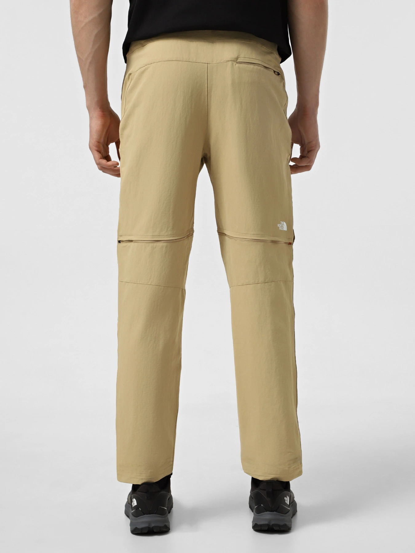 Брюки The North Face Lightning Convertible модель NF0A556P4FS1 Брюки The North Face Lightning Convertible модель NF0A556P4FS1 Фото
