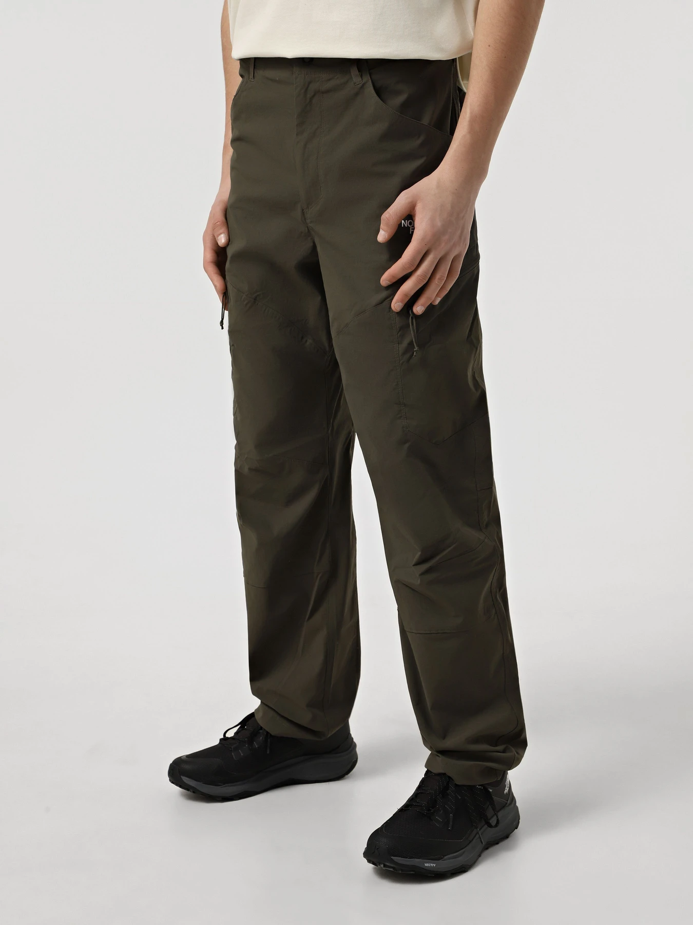 Брюки The North Face Exploration Reg Tapered модель NF0A8BR321L1 Брюки The North Face Exploration Reg Tapered модель NF0A8BR321L1 Фото