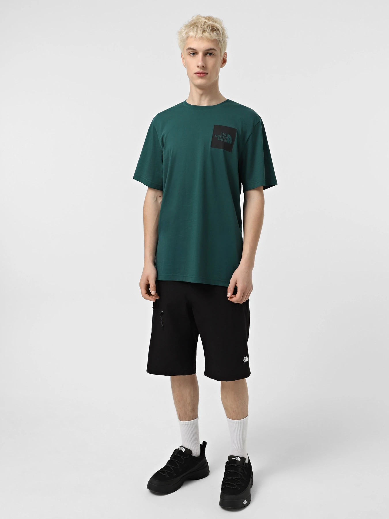 Шорты The North Face Resolve модель NF0A556V4H01 Шорты The North Face Resolve модель NF0A556V4H01 Фото