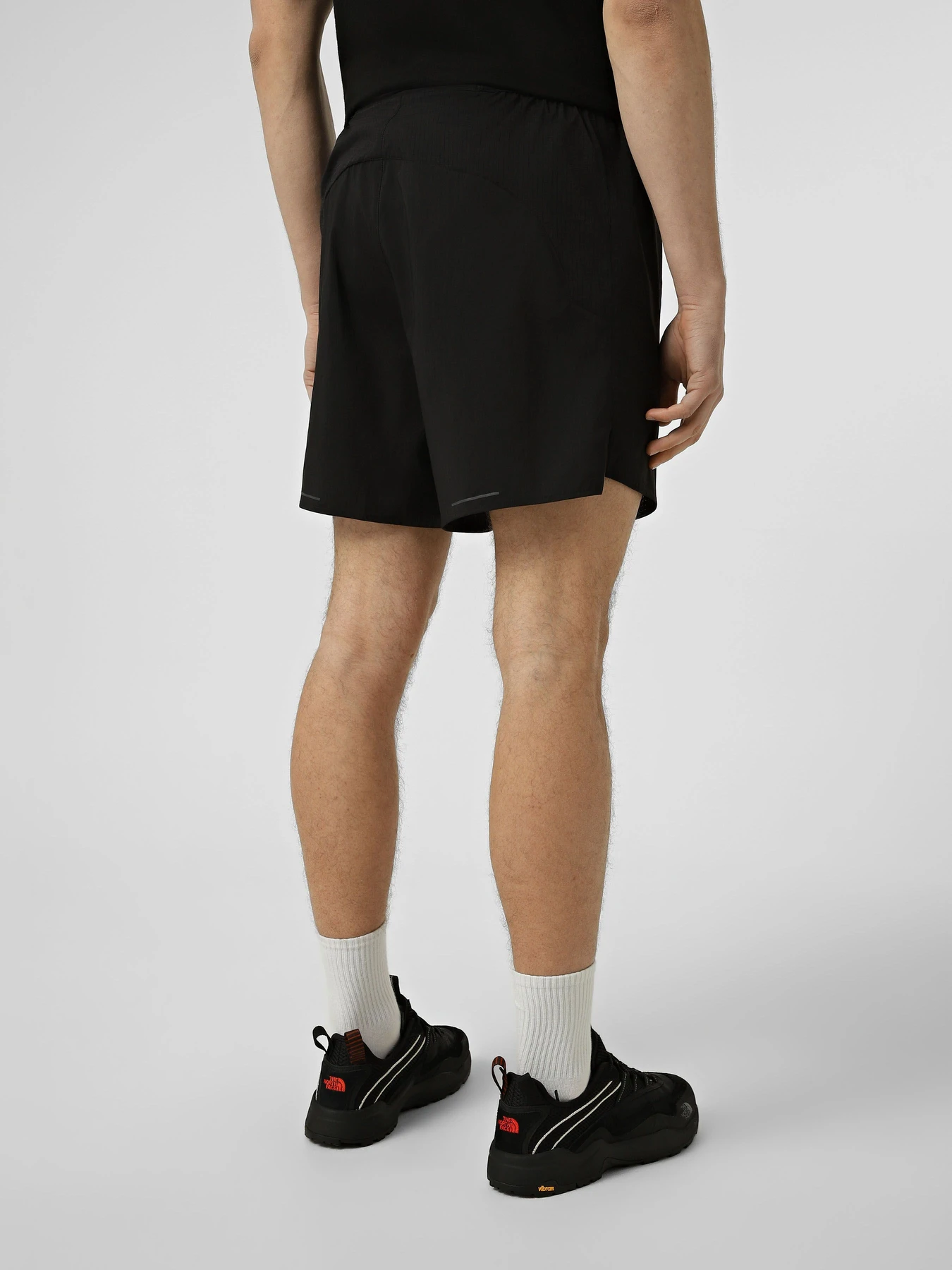 Шорты The North Face Sunriser модель NF0A8BBUJK31 Шорты The North Face Sunriser модель NF0A8BBUJK31 Фото
