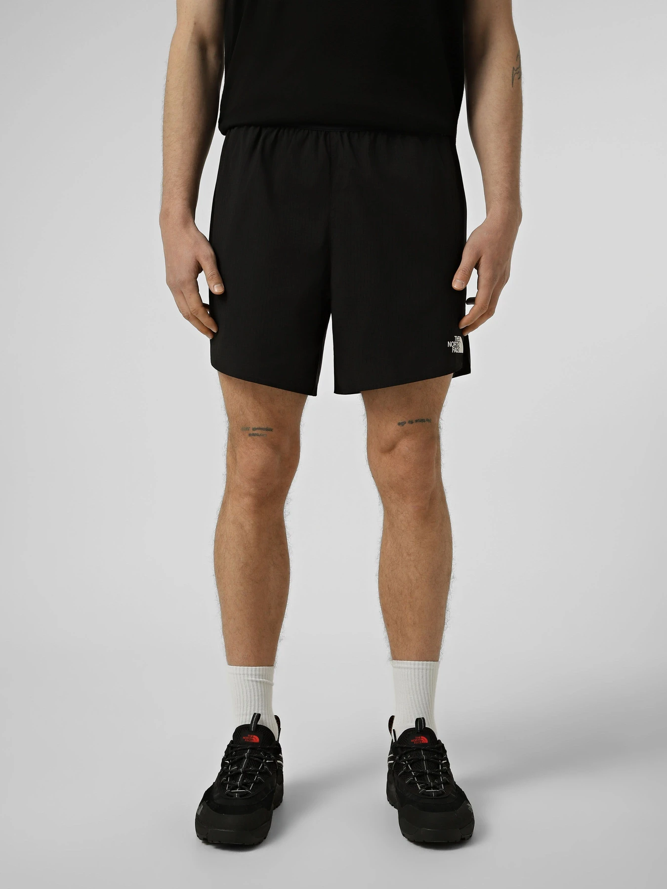 Шорты The North Face Sunriser модель NF0A8BBUJK31 Шорты The North Face Sunriser модель NF0A8BBUJK31 Фото