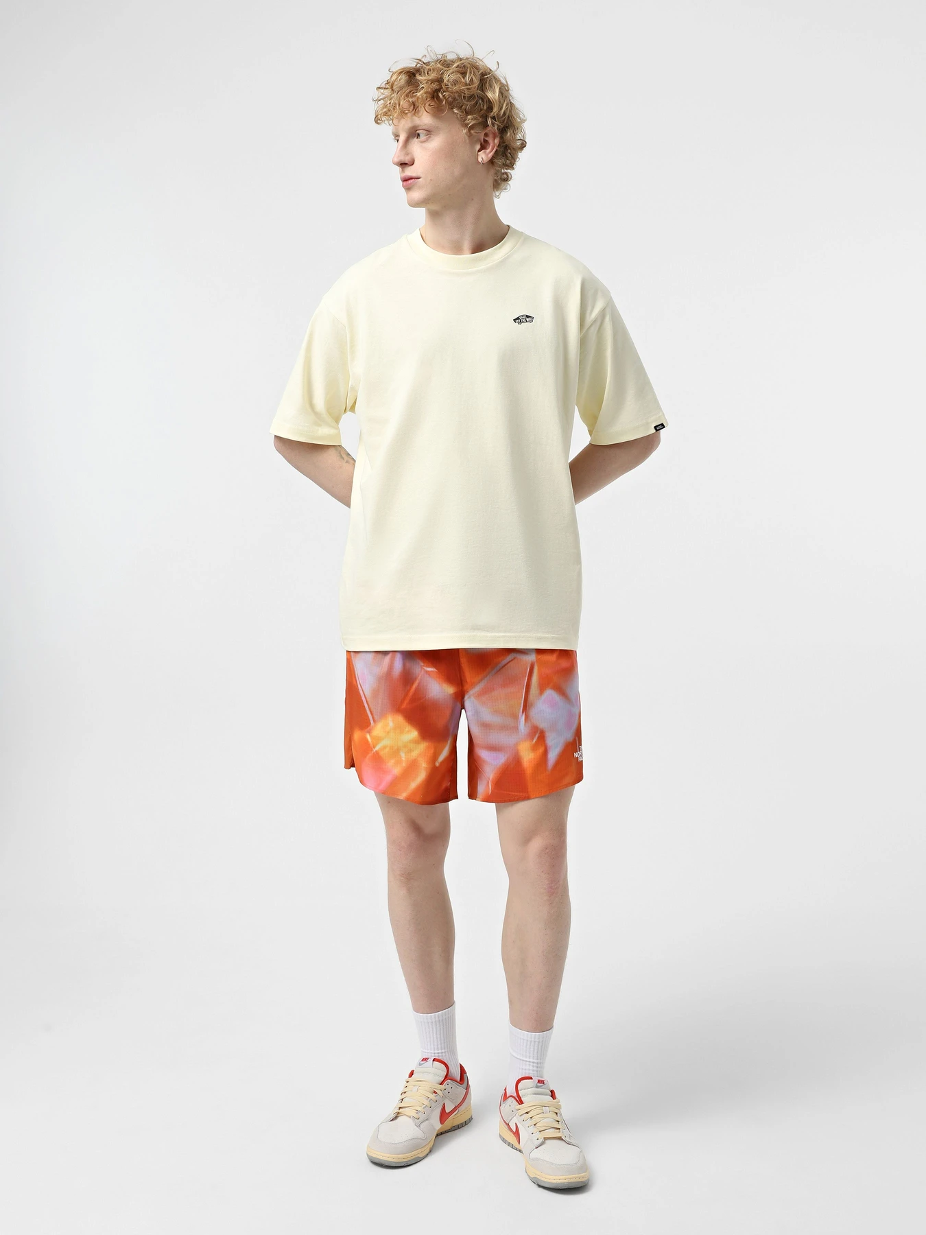 Шорты The North Face Sunriser модель NF0A8BBU63K1 Шорты The North Face Sunriser модель NF0A8BBU63K1 Фото