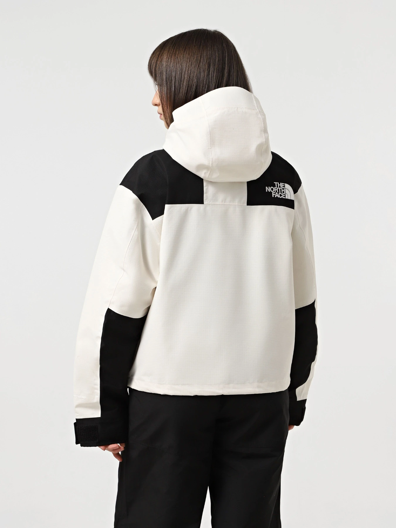 Куртки и дубленки The North Face Dryvent Mono Mountain модель NF0A88YXROU1 Куртки и дубленки The North Face Dryvent Mono Mountain модель NF0A88YXROU1 Фото