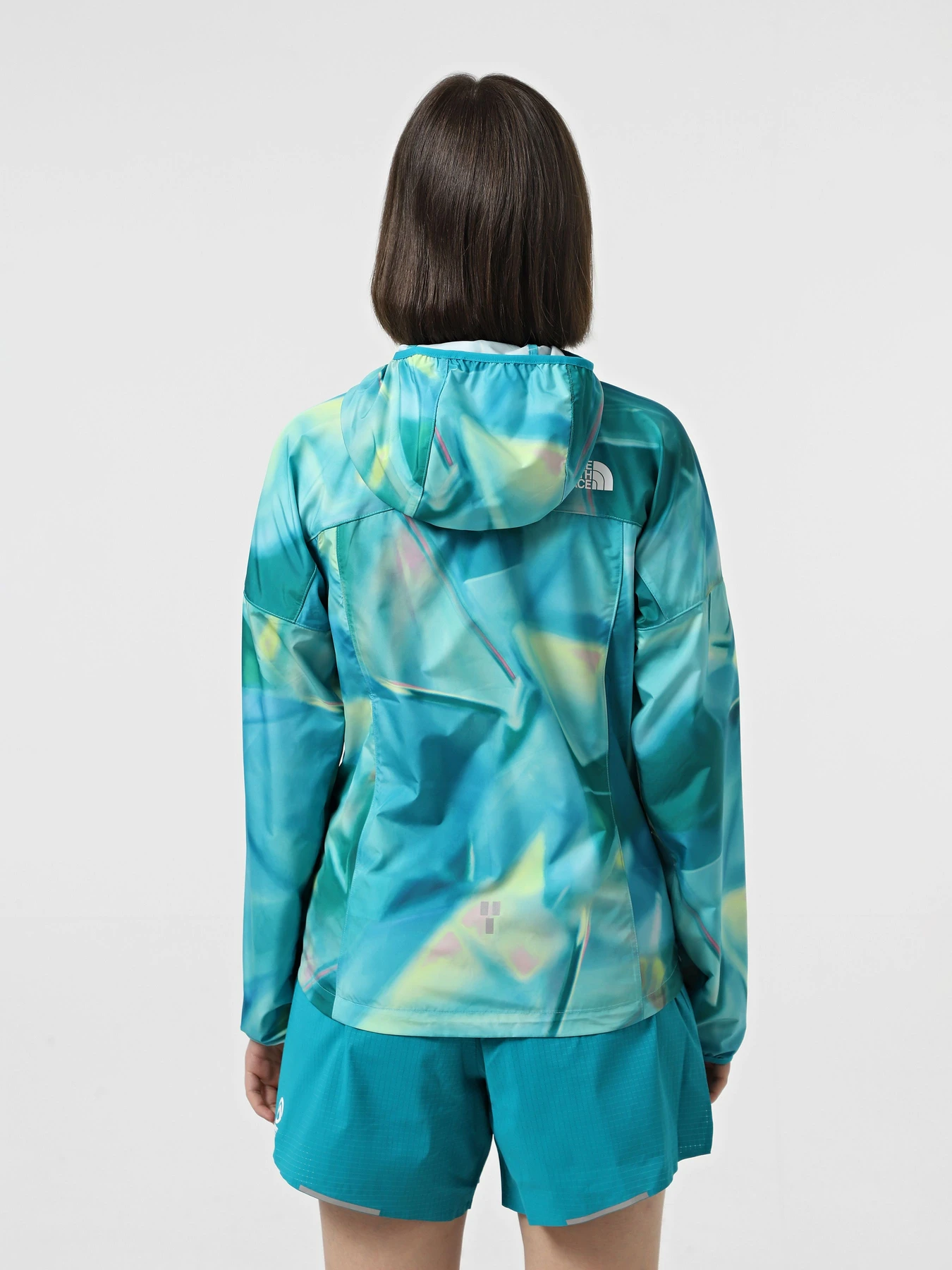 Куртки та дублянки The North Face Higher Run Wind модель NF0A872063M1 Фото