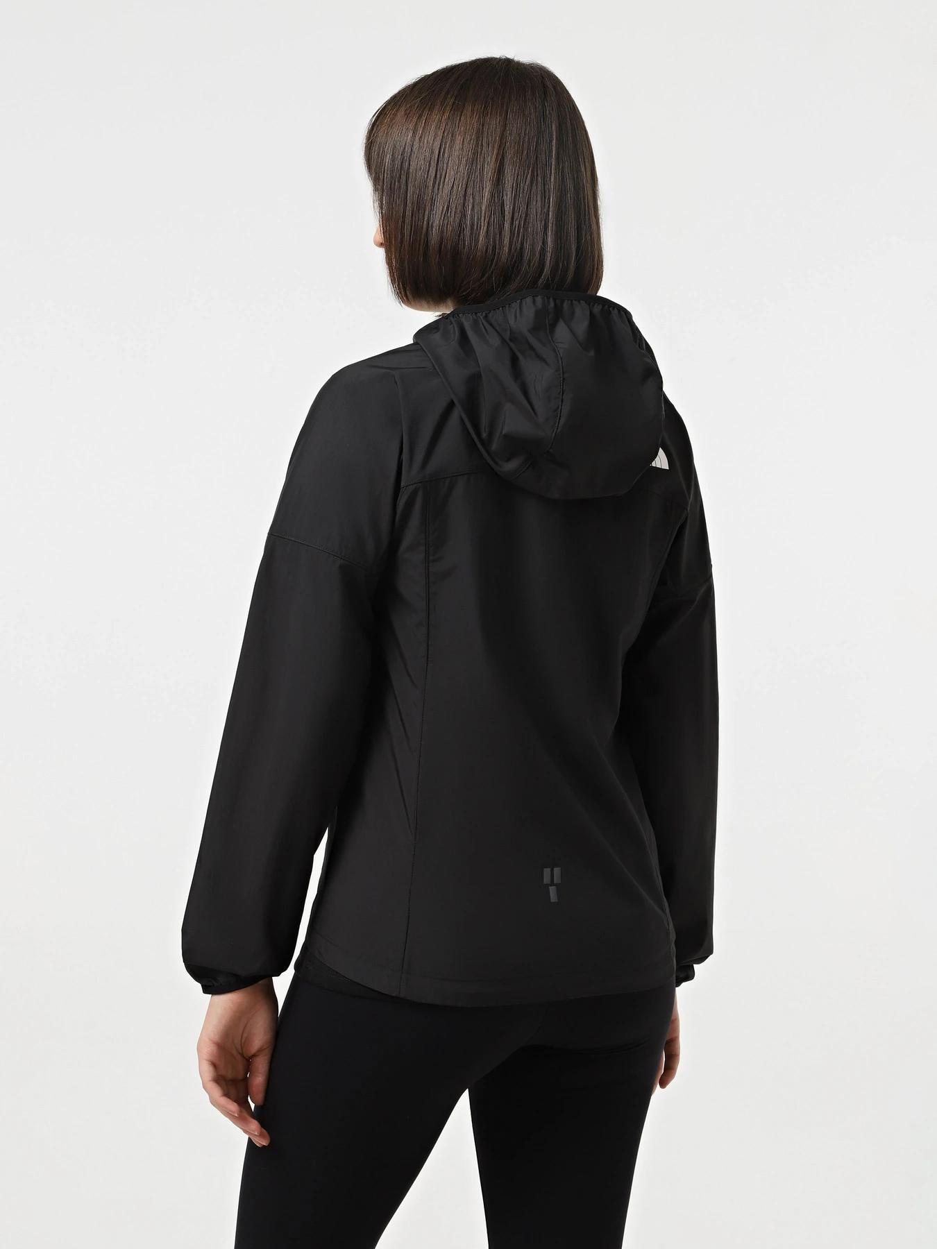 Куртки та дублянки The North Face Higher Run Wind модель NF0A87204H01 Фото
