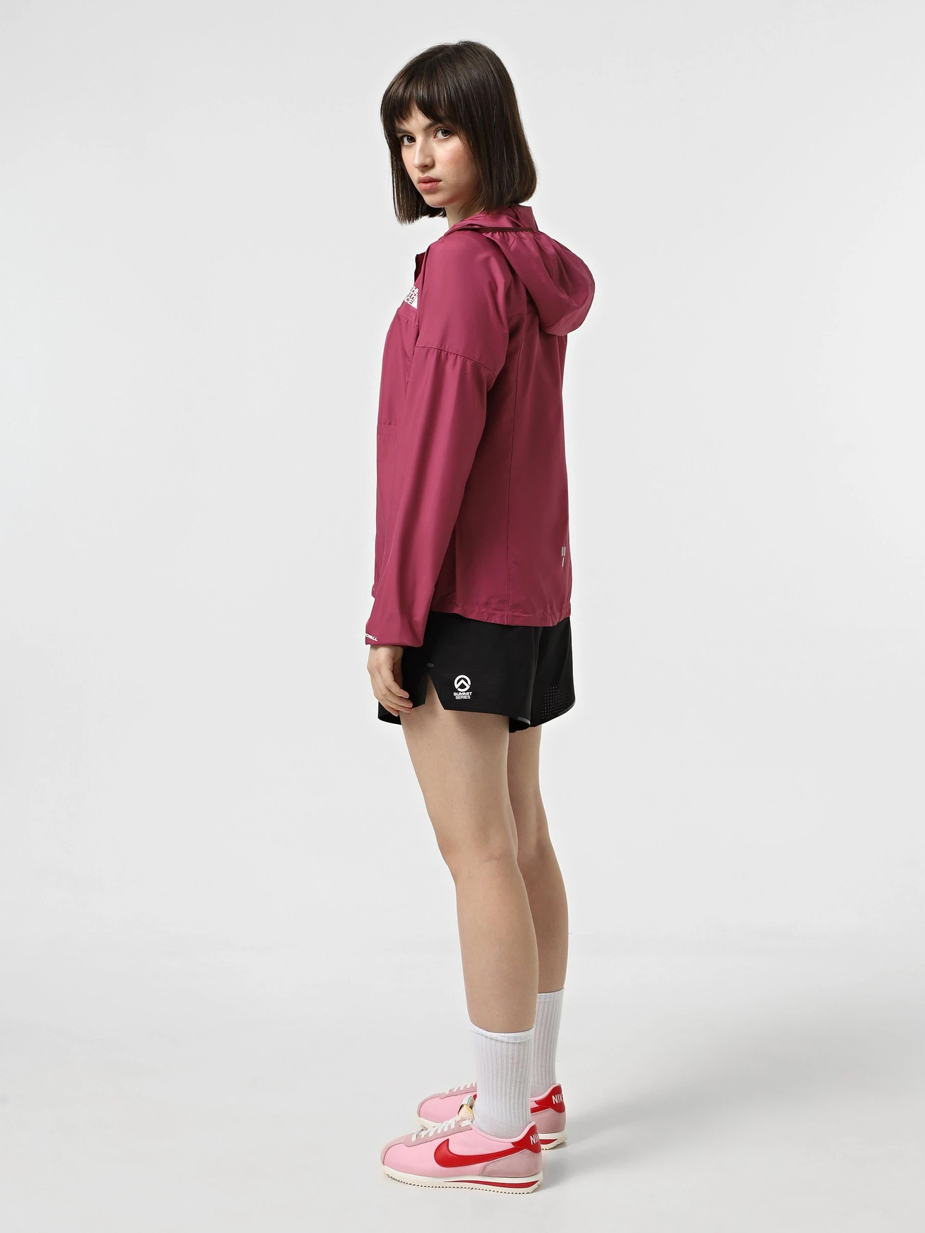 Куртки та дублянки The North Face Higher Run Wind модель NF0A87206EO1 Фото