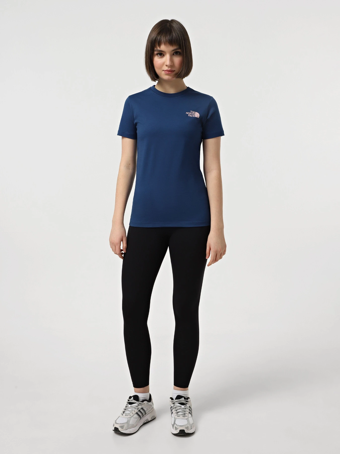 Футболки і поло The North Face S/S Box Nse Slim модель NF0A87NMB4O1 Футболки і поло The North Face S/S Box Nse Slim модель NF0A87NMB4O1 Фото