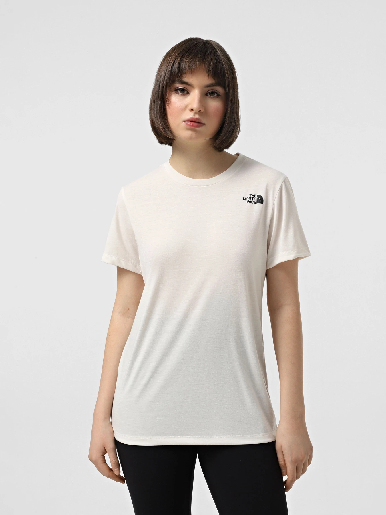 Футболки и поло The North Face Foundation S/S Half Dome Ca Graphic модель NF0A8BQZQLI1 Футболки и поло The North Face Foundation S/S Half Dome Ca Graphic модель NF0A8BQZQLI1 Фото