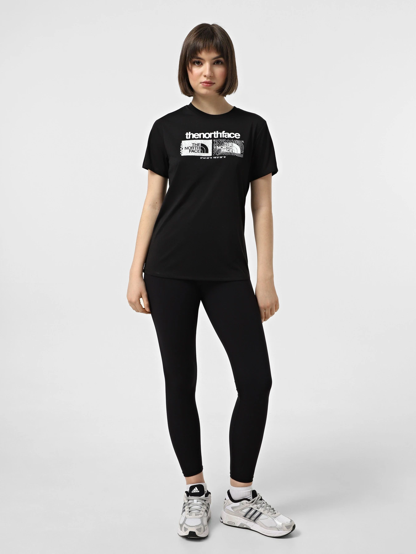 Футболки и поло The North Face Foundation Tee Graphic 1 модель NF0A8BRZJK31 Футболки и поло The North Face Foundation Tee Graphic 1 модель NF0A8BRZJK31 Фото
