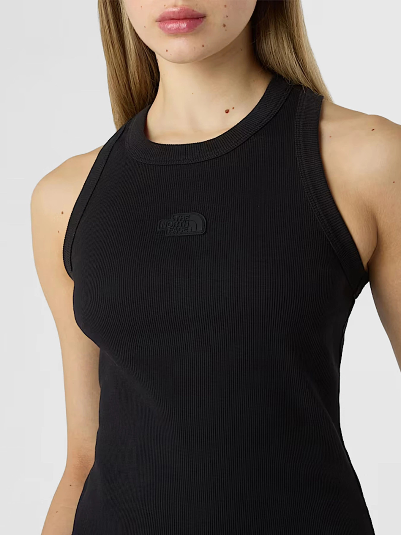 Футболки і поло The North Face Slim Rib модель NF0A8BVTJK31 Футболки і поло The North Face Slim Rib модель NF0A8BVTJK31 Фото