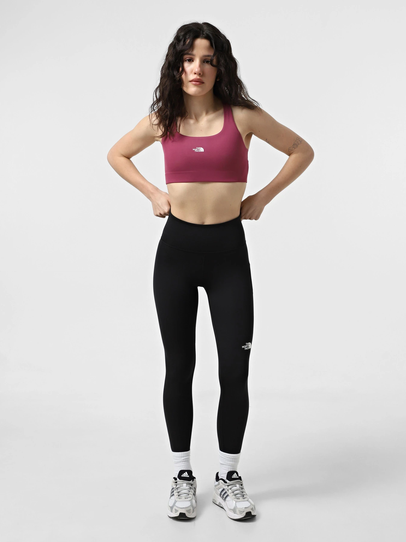 Футболки и поло The North Face Movmynt модель NF0A891Q6EO1 Футболки и поло The North Face Movmynt модель NF0A891Q6EO1 Фото