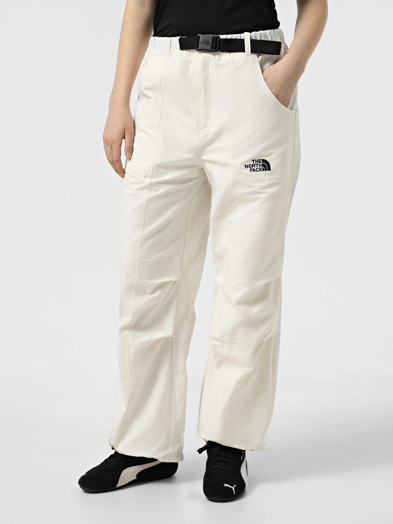 Брюки The North Face Never Stop Exploring модель NF0A8BJHQLI1 Брюки The North Face Never Stop Exploring модель NF0A8BJHQLI1 Фото