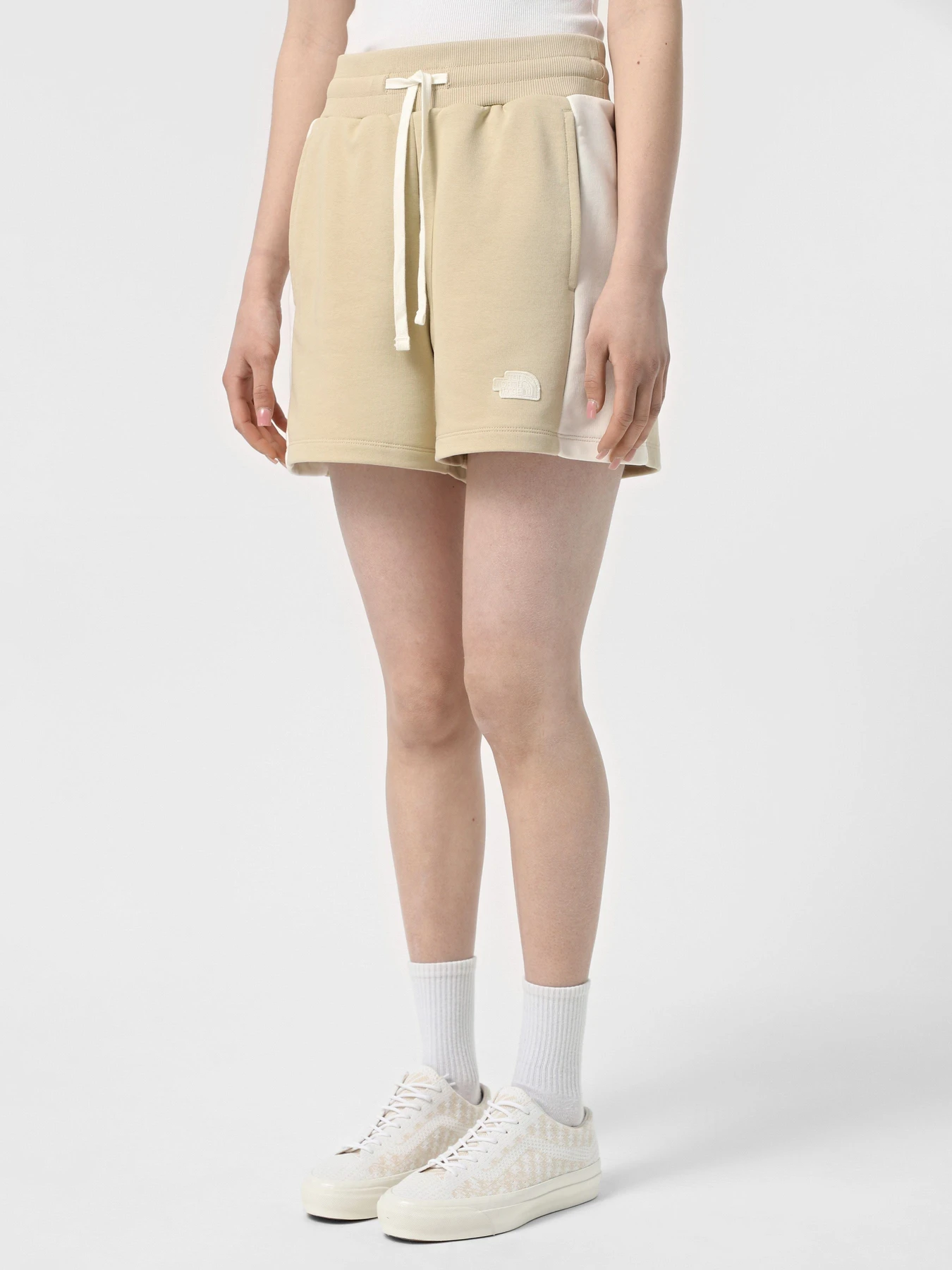 Шорты The North Face Terry модель NF0A8C273X41 Шорты The North Face Terry модель NF0A8C273X41 Фото