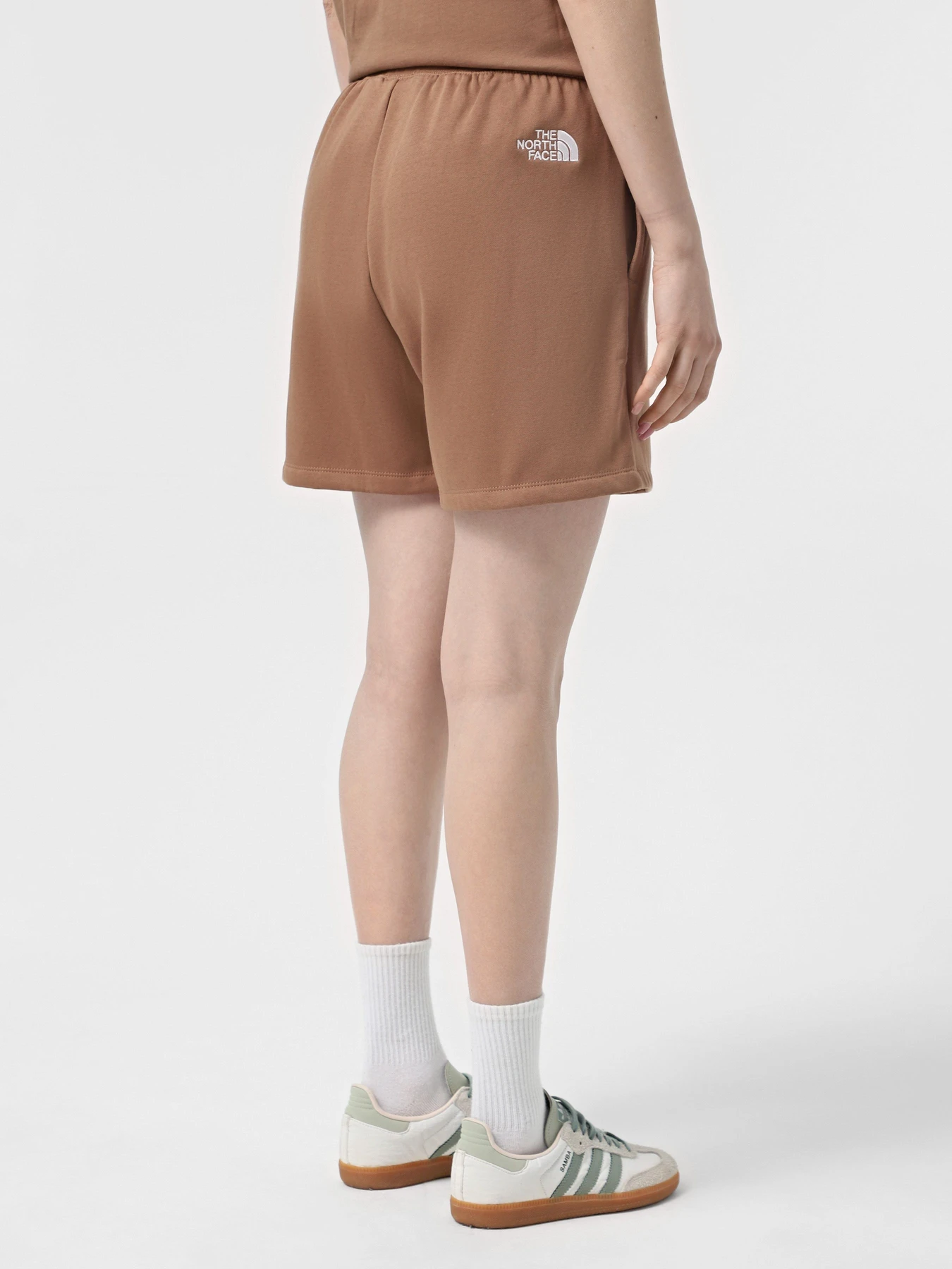 Шорти The North Face Essential модель NF0A8C2F6IH1 Шорти The North Face Essential модель NF0A8C2F6IH1 Фото
