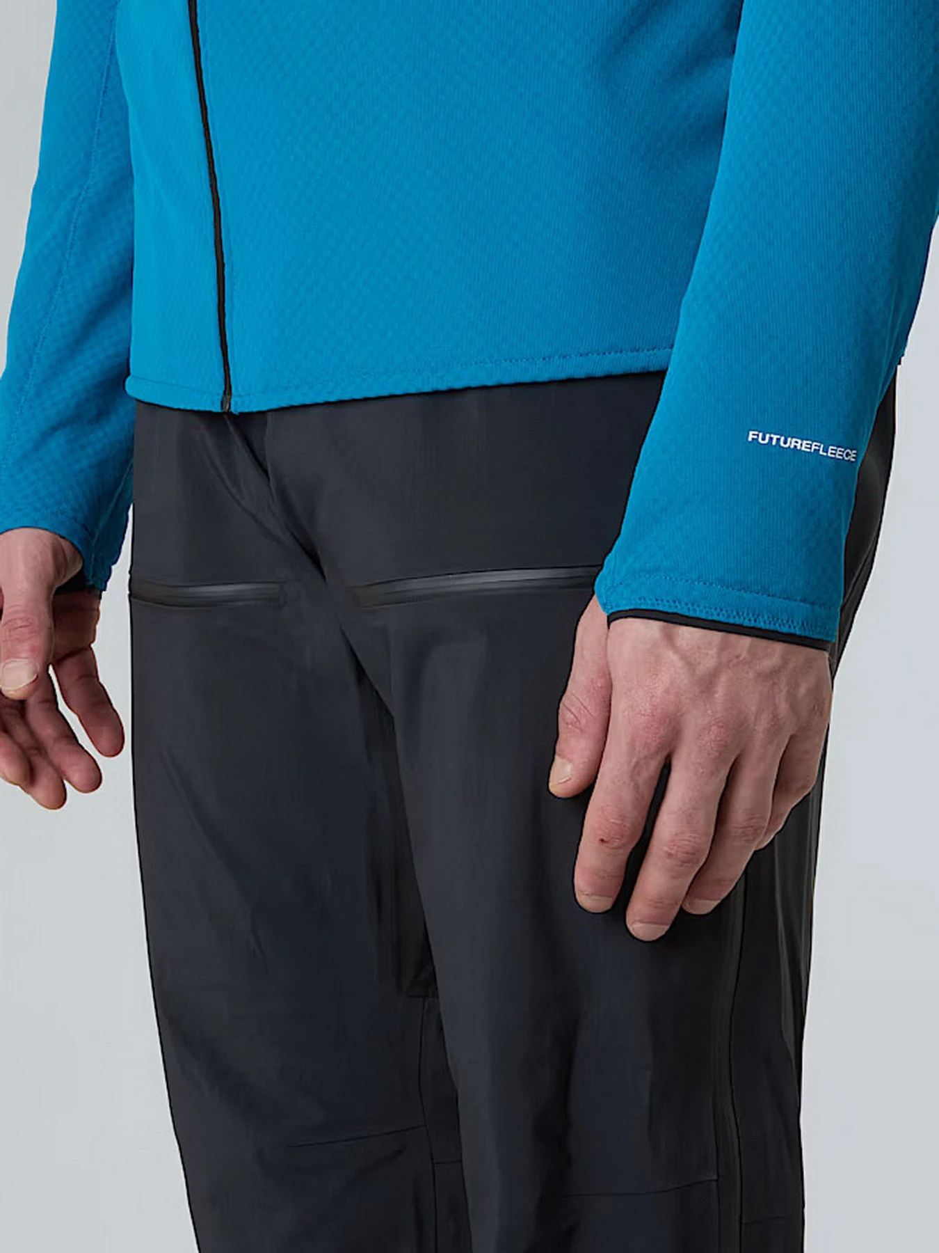 Худи и свитшоты The North Face Summit Series Futurefleece модель NF0A5J7SBOM1 Худи и свитшоты The North Face Summit Series Futurefleece модель NF0A5J7SBOM1 Фото