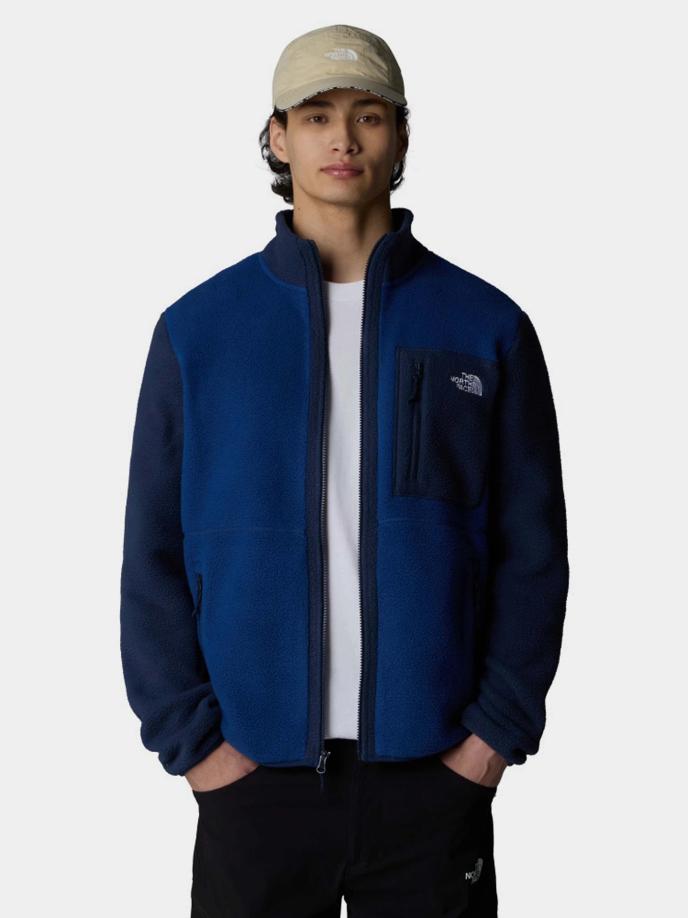 Худі та світшоти The North Face Yumiori модель NF0A883R8Z41 Худі та світшоти The North Face Yumiori модель NF0A883R8Z41 Фото