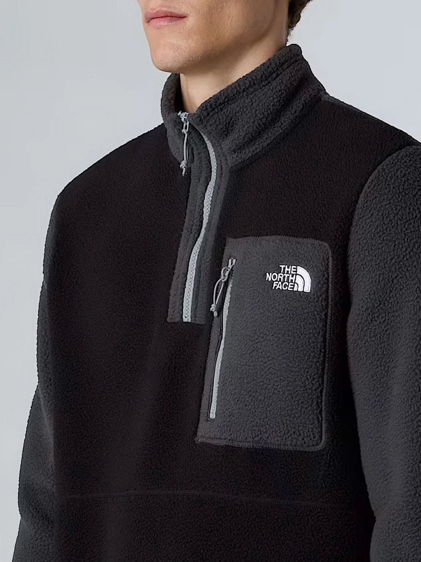 Худі та світшоти The North Face Yumiori модель NF0A883SS5H1 Худі та світшоти The North Face Yumiori модель NF0A883SS5H1 Фото