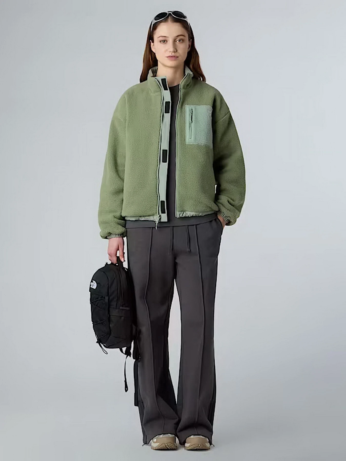 Куртки и дубленки The North Face Yumiori Reversible модель NF0A8E87D5M1 Куртки и дубленки The North Face Yumiori Reversible модель NF0A8E87D5M1 Фото