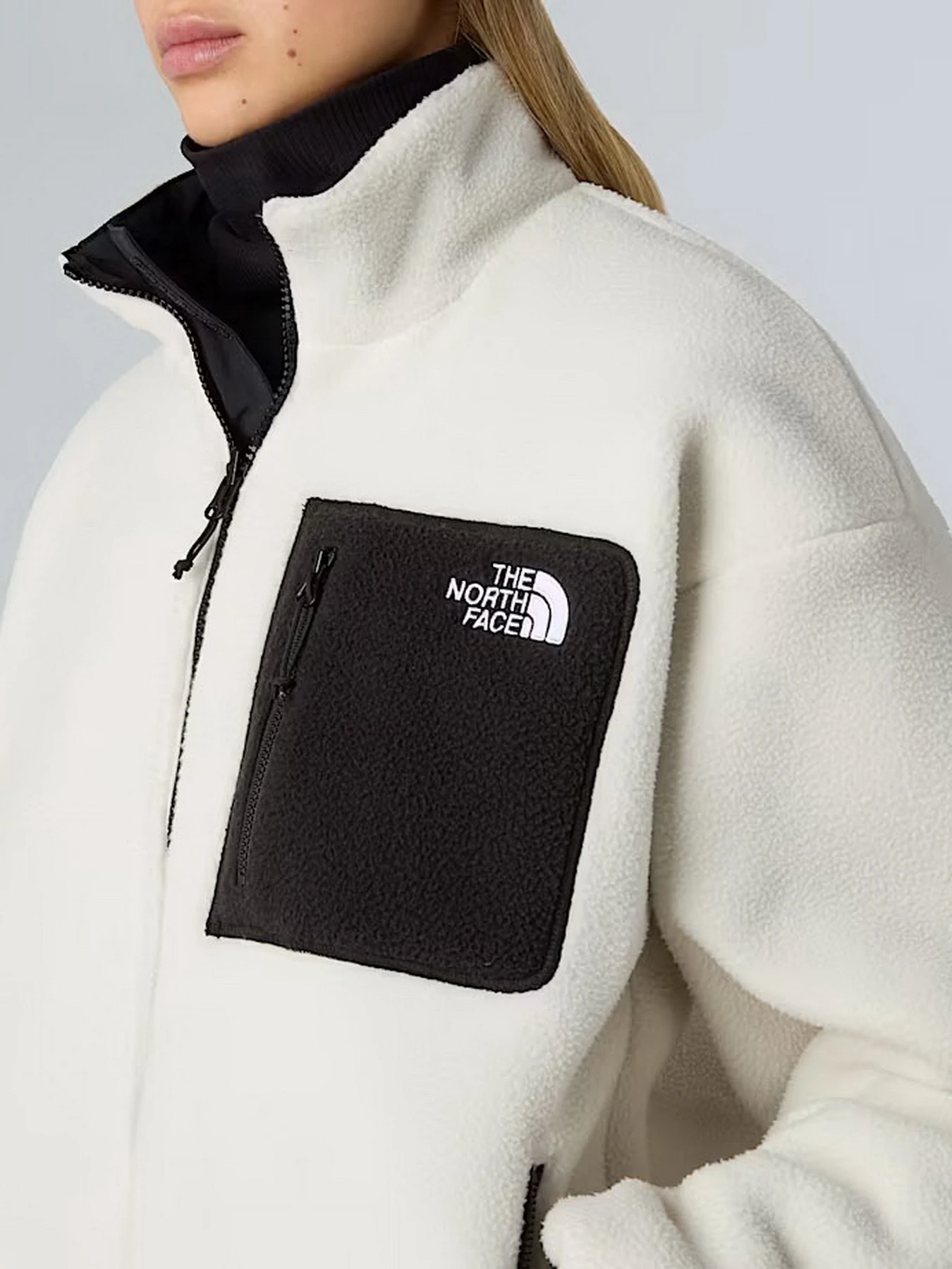 Куртки и дубленки The North Face Yumiori Reversible модель NF0A8E87VOR1 Куртки и дубленки The North Face Yumiori Reversible модель NF0A8E87VOR1 Фото