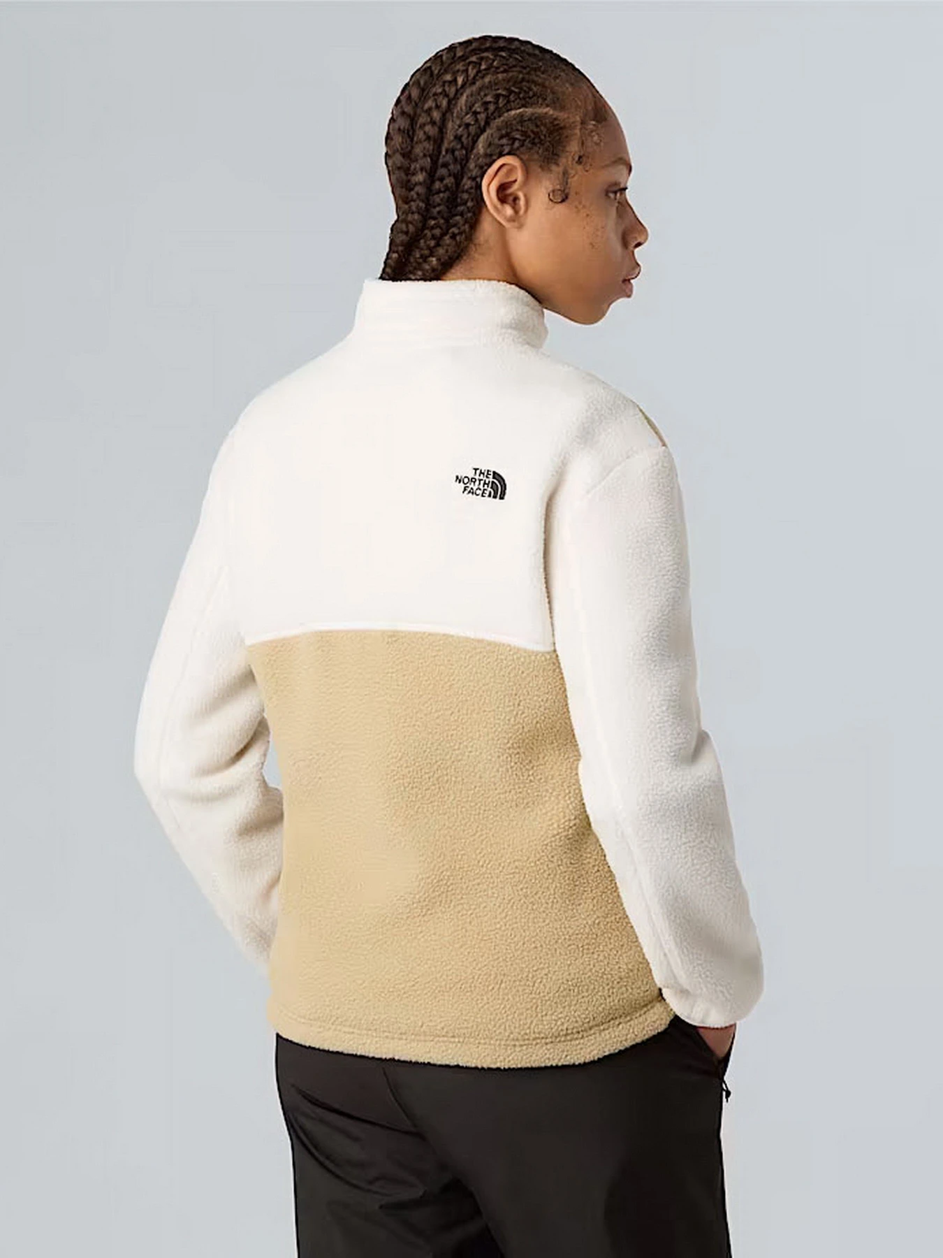 Худи и свитшоты The North Face Yumiori модель NF0A8E883CG1 Худи и свитшоты The North Face Yumiori модель NF0A8E883CG1 Фото