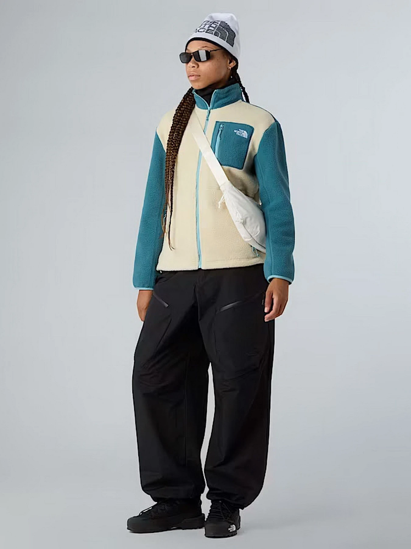 Худи и свитшоты The North Face Yumiori модель NF0A8E88EOT1 Худи и свитшоты The North Face Yumiori модель NF0A8E88EOT1 Фото
