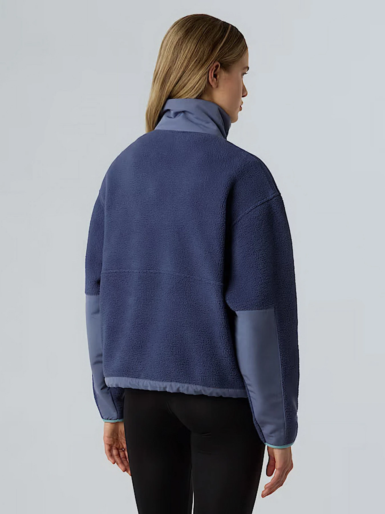 Худи и свитшоты The North Face Yumiori Off Peak модель NF0A8EUZE1I1 Худи и свитшоты The North Face Yumiori Off Peak модель NF0A8EUZE1I1 Фото
