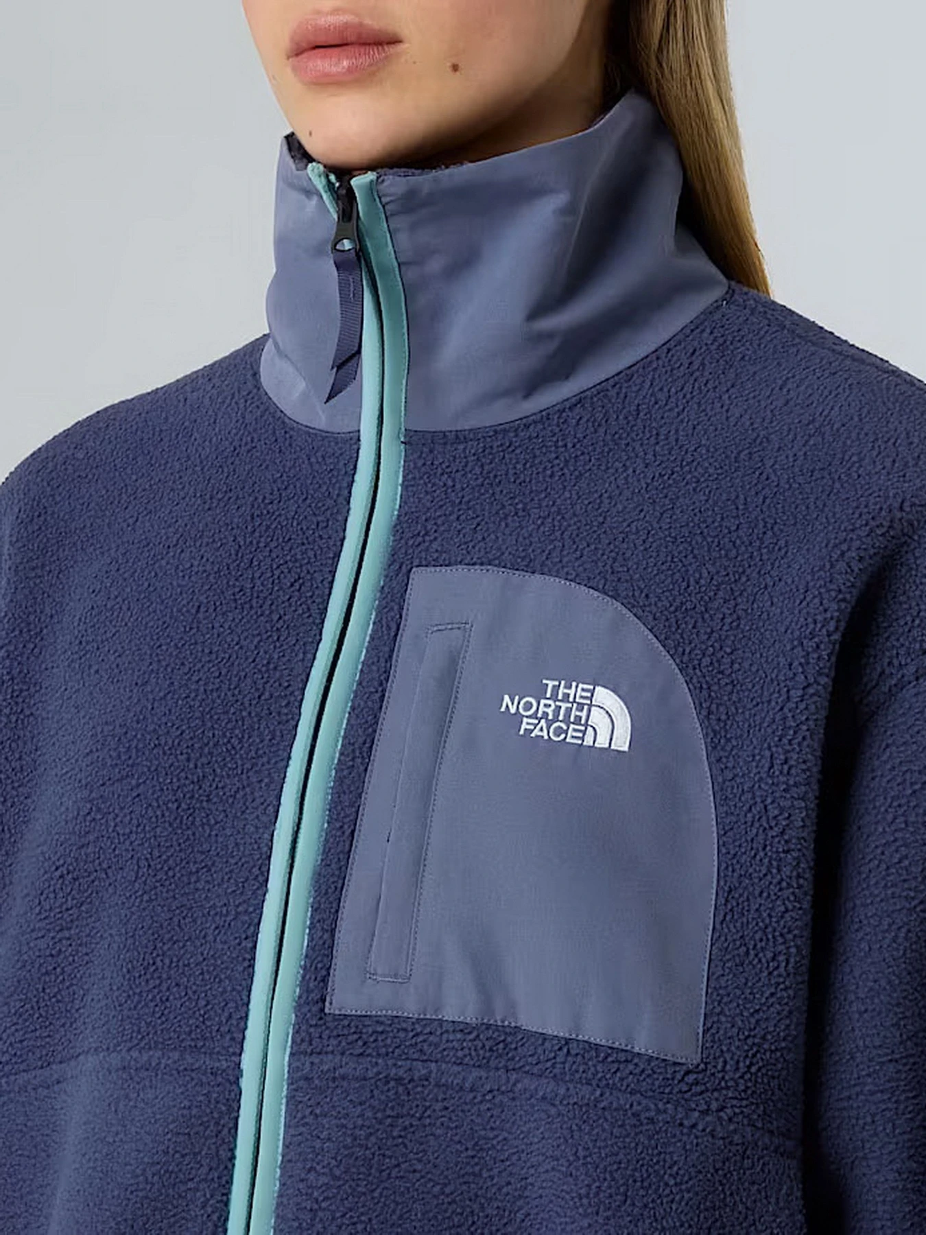 Худи и свитшоты The North Face Yumiori Off Peak модель NF0A8EUZE1I1 Худи и свитшоты The North Face Yumiori Off Peak модель NF0A8EUZE1I1 Фото