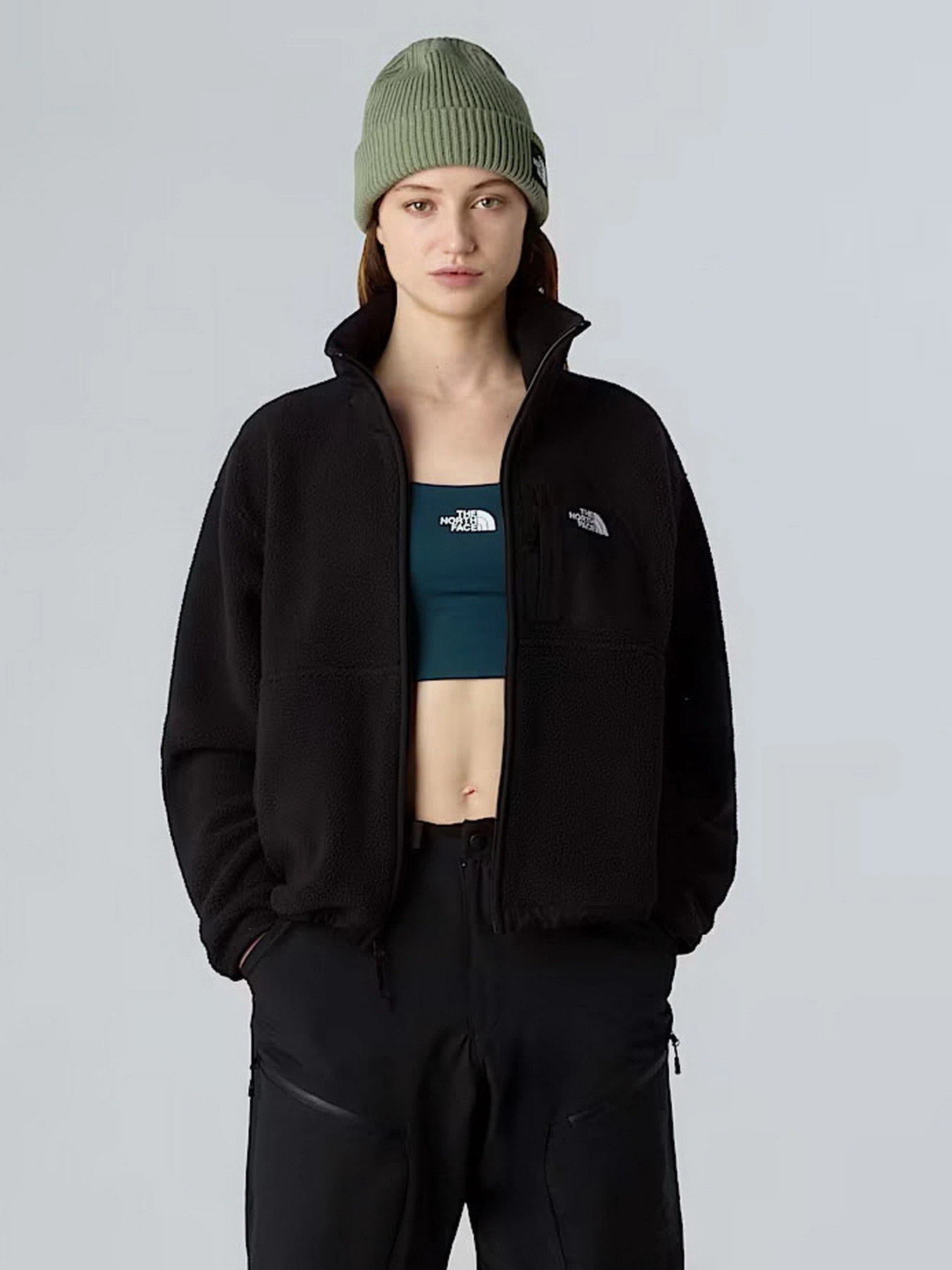Худи и свитшоты The North Face Yumiori Off Peak модель NF0A8EUZJK31 Худи и свитшоты The North Face Yumiori Off Peak модель NF0A8EUZJK31 Фото