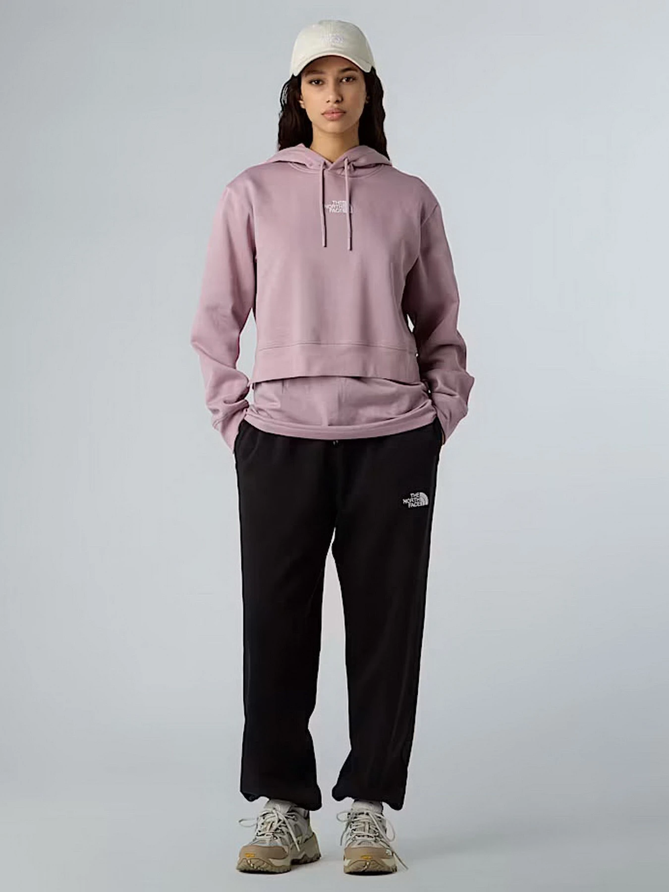 Худи и свитшоты The North Face Essential модель NF0A89EXD2Q1 Худи и свитшоты The North Face Essential модель NF0A89EXD2Q1 Фото