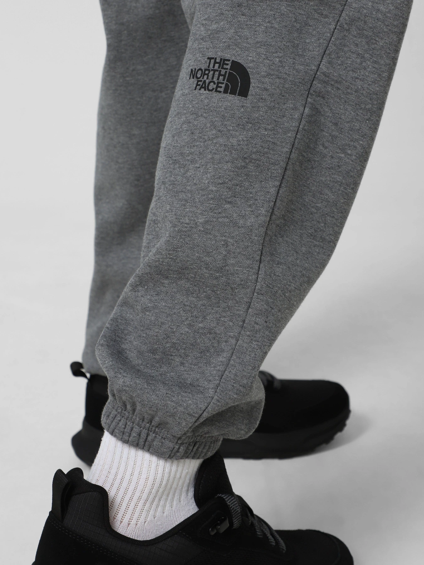 Штани The North Face Simple Dome модель NF0A8C1WDYY1 Фото