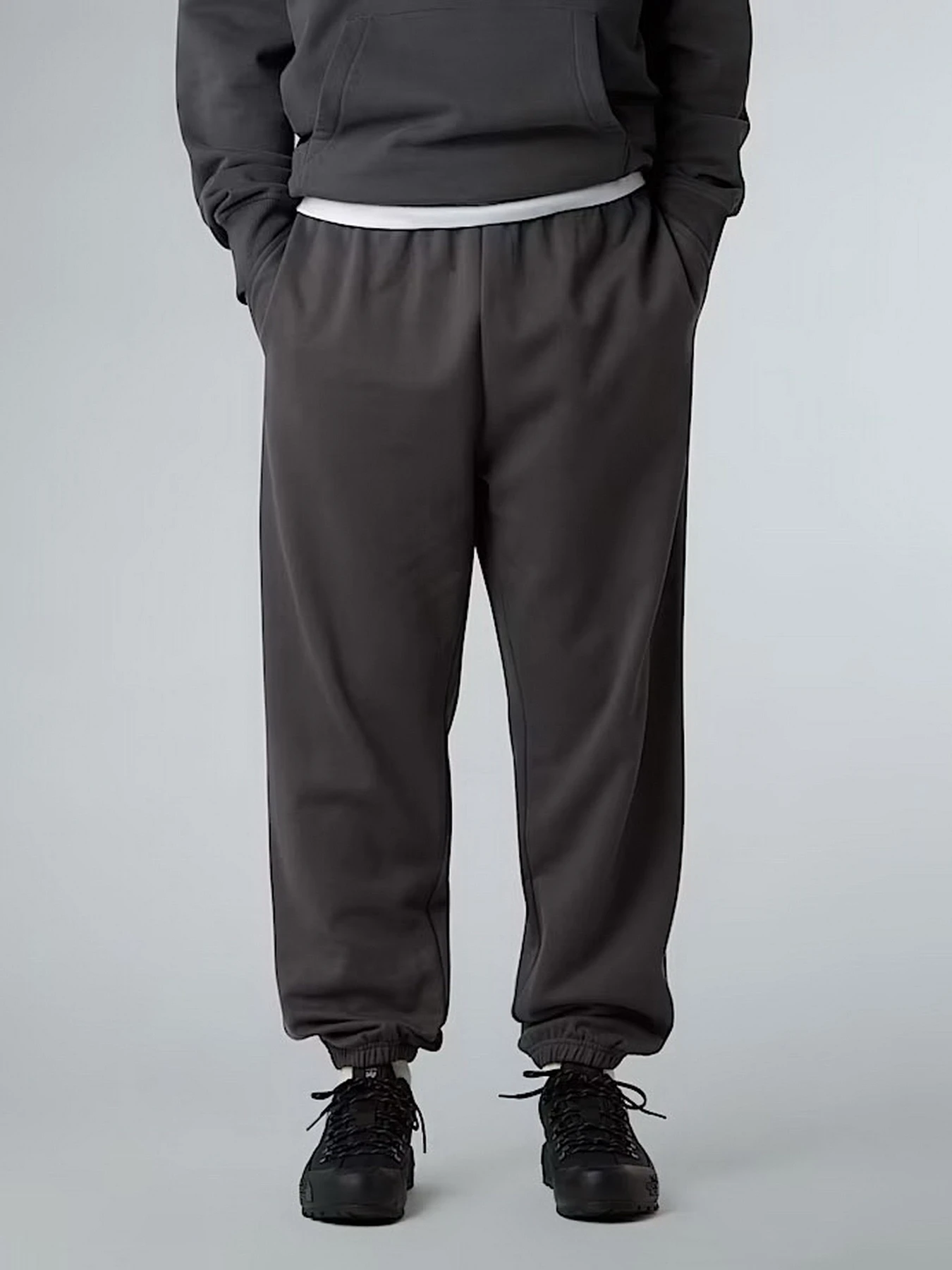 Штани The North Face Expedition Celebration модель NF0A8E3ERHI1 Фото
